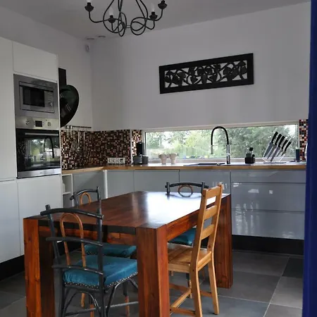 Helena Casa de Férias